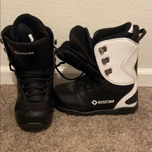 SYSTEM SNOWBOARD BOOT